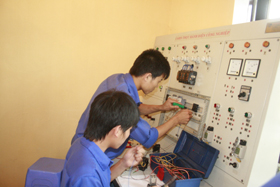 Huyện Lạc Sơn đã phối hợp với trung tâm dạy nghề tổ chức đào tạo nghề cho lao động tại địa bàn.